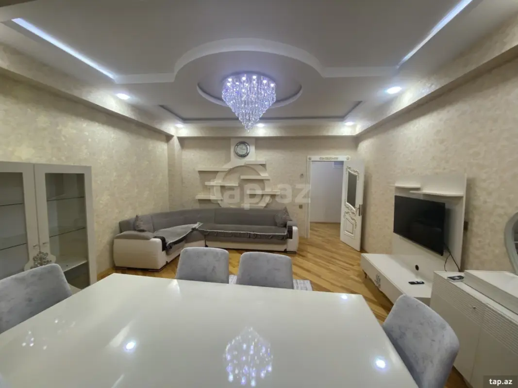 Kirayə verilir 4 otaqlı yeni tikili 140 m²