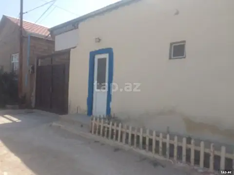 Satılır 3 otaqlı həyət evi 100 m² — Bakı 3 otaq 100.00 m²