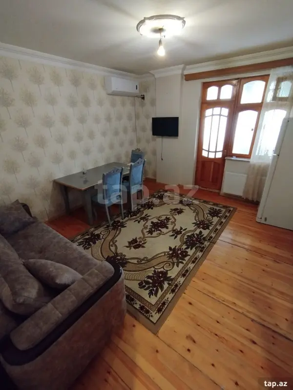 Kirayə verilir 2 otaqlı yeni tikili 50 m²