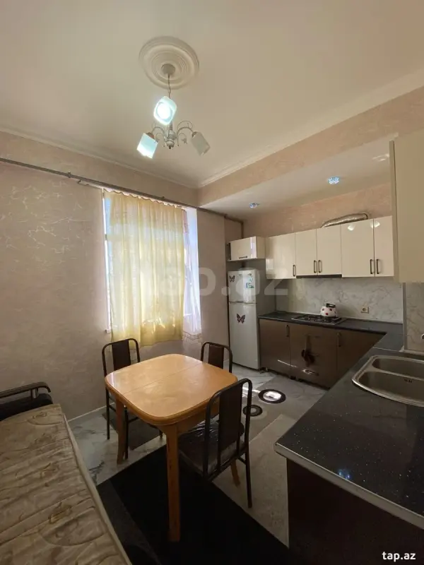 Kirayə verilir 2 otaqlı yeni tikili 50 m²