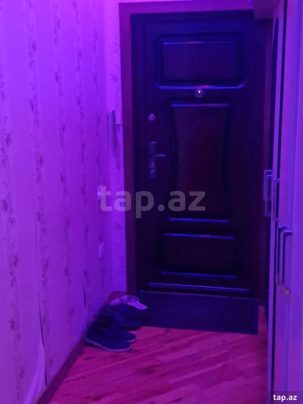 Kirayə verilir 3 otaqlı yeni tikili 80 m²