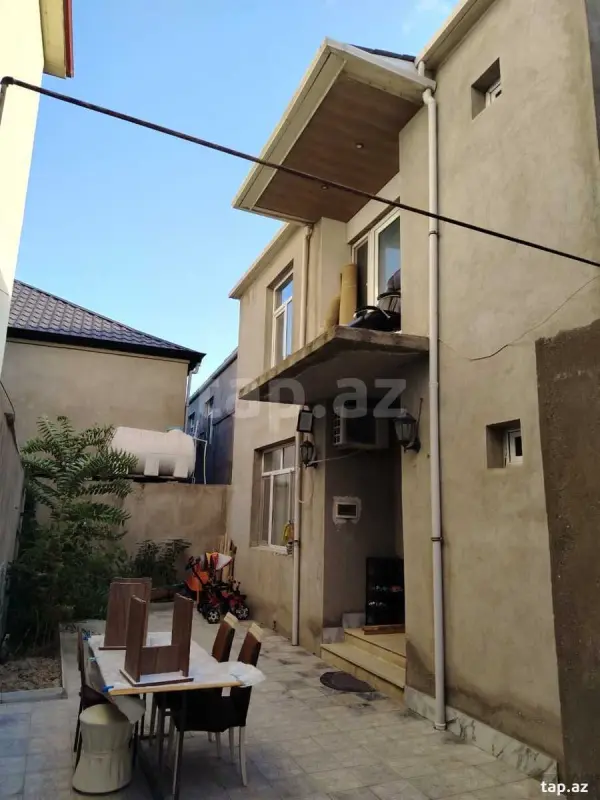 Satılır 4 otaqlı həyət evi 130 m²