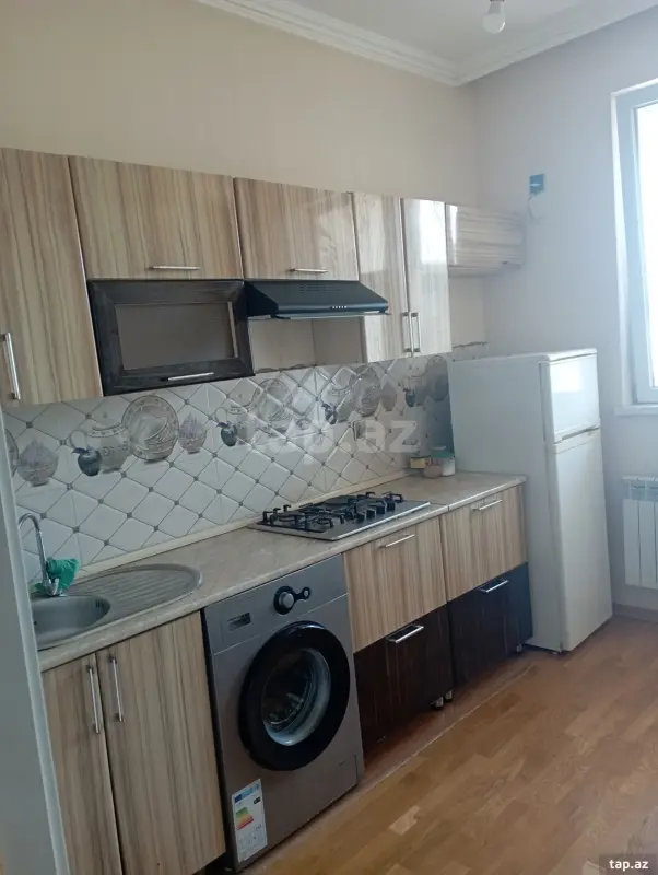 Kirayə verilir 2 otaqlı yeni tikili 65 m²