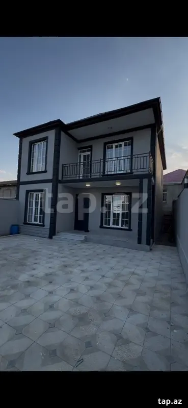 Satılır 4 otaqlı həyət evi 130 m²