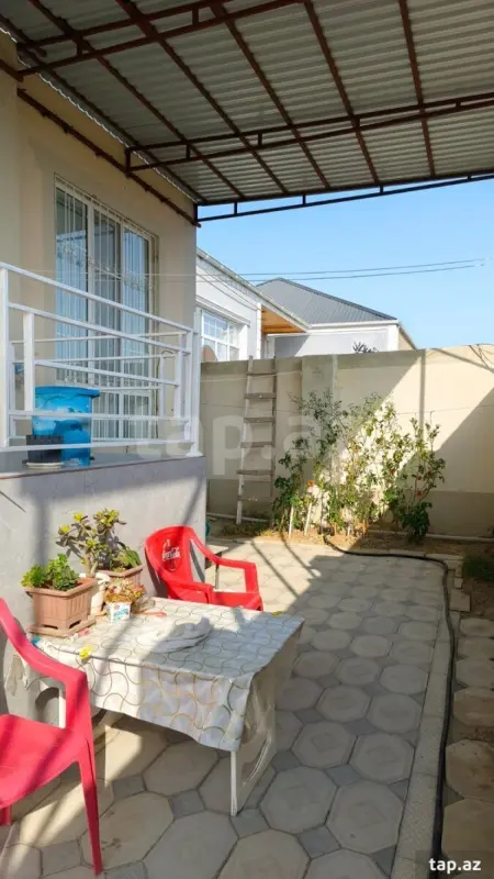 Satılır 3 otaqlı həyət evi 90 m²