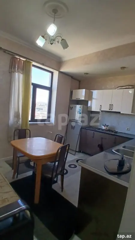 Kirayə verilir 2 otaqlı yeni tikili 45 m²