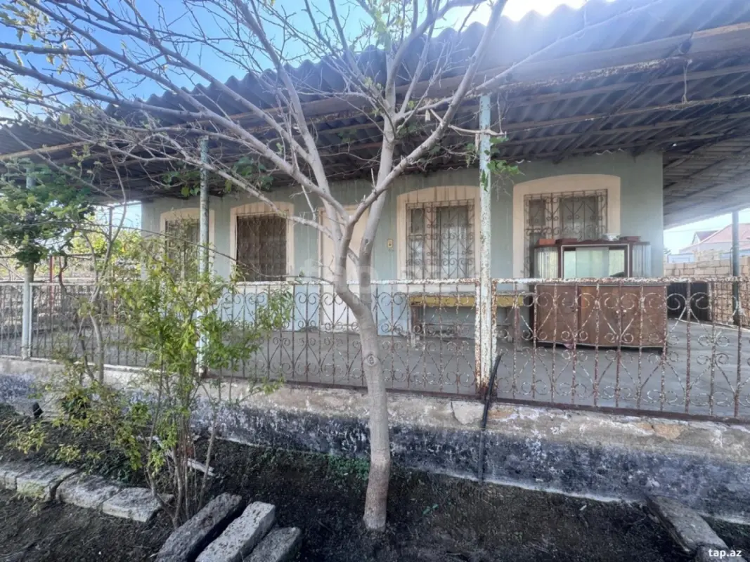 Satılır 3 otaqlı həyət evi 81 m²