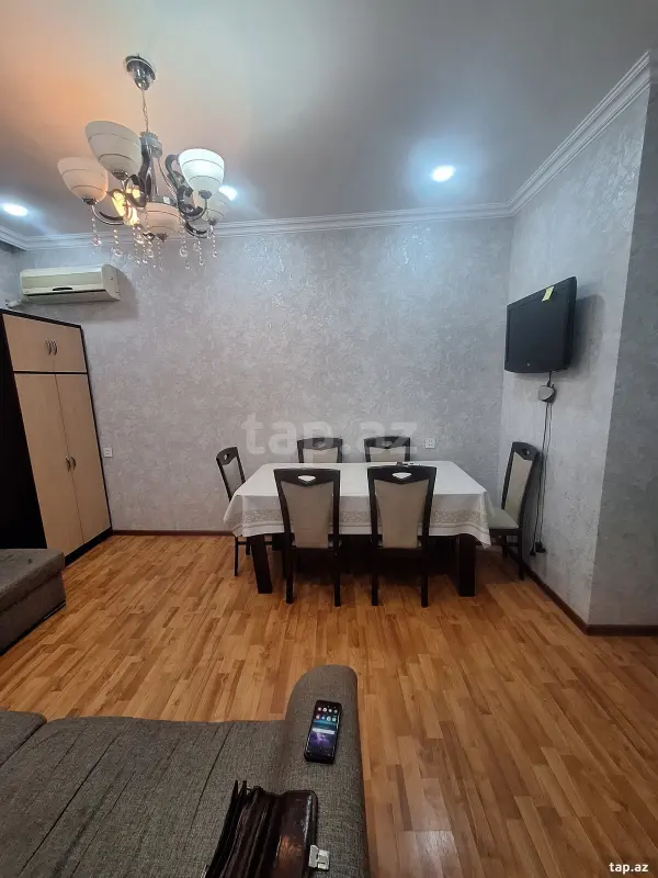 Kirayə verilir 2 otaqlı mənzil 50 m²