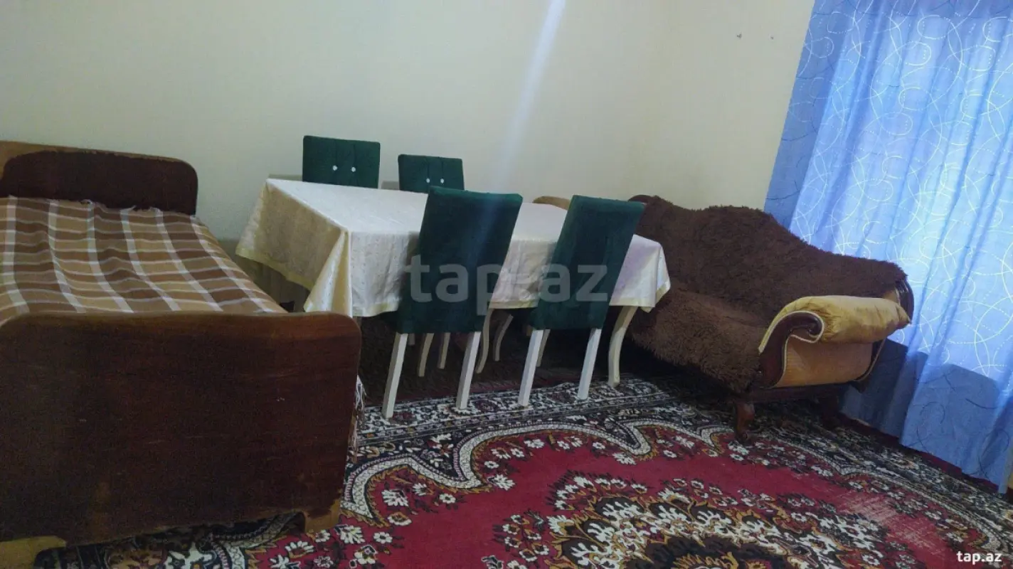 Kirayə verilir 2 otaqlı həyət evi 62 m²
