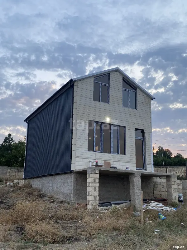 Satılır 3 otaqlı həyət evi 90 m²