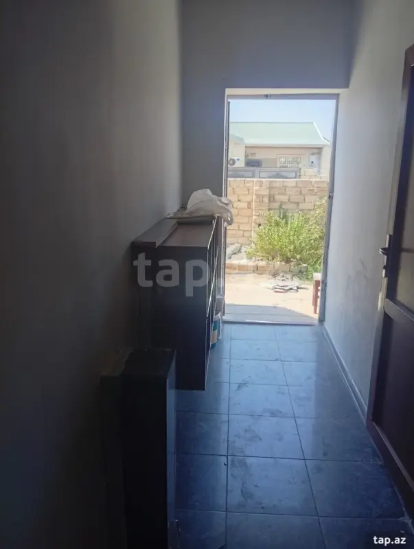 Satılır 4 otaqlı həyət evi 300 m²