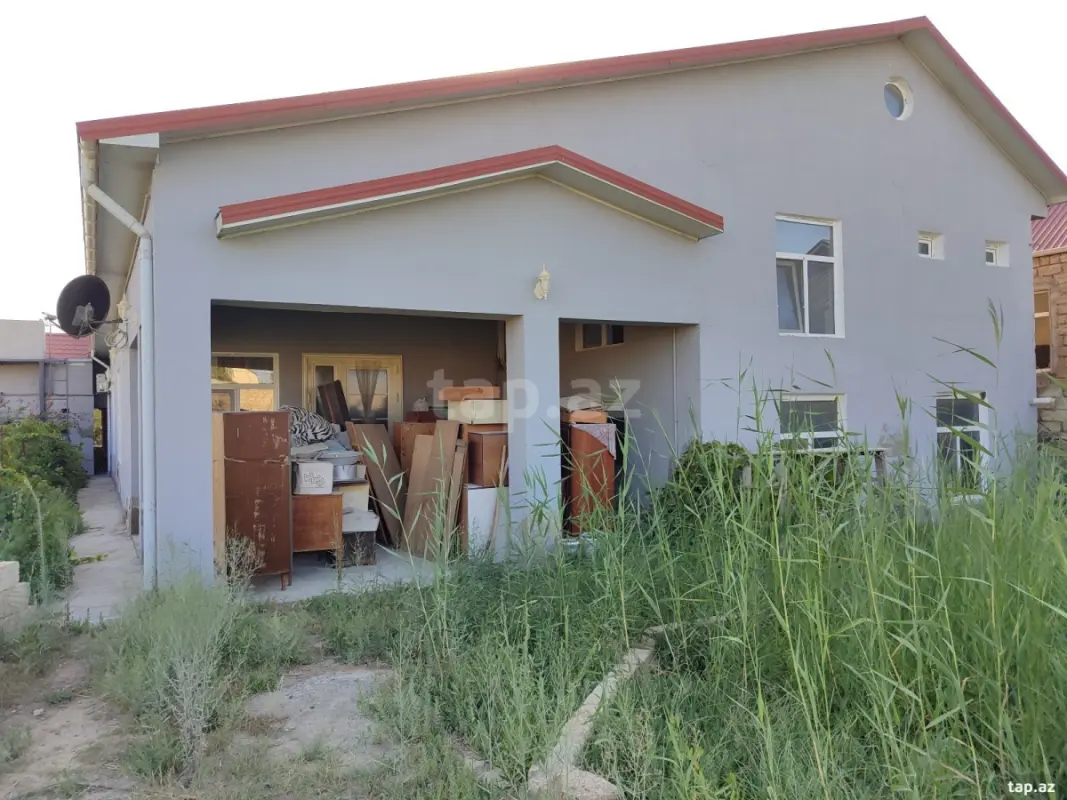 Satılır 6 otaqlı həyət evi 10 m²
