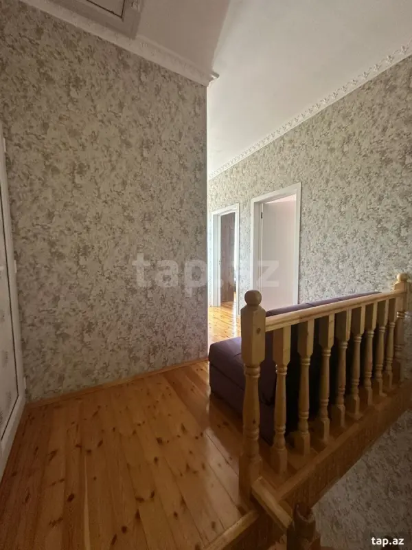Kirayə verilir 4 otaqlı yeni tikili 150 m²