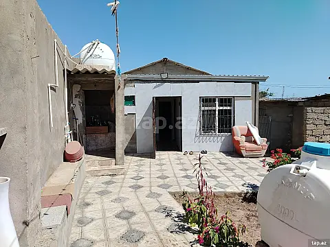 Satılır 3 otaqlı həyət evi 70 m² — Bakı 3 otaq 70.00 m²