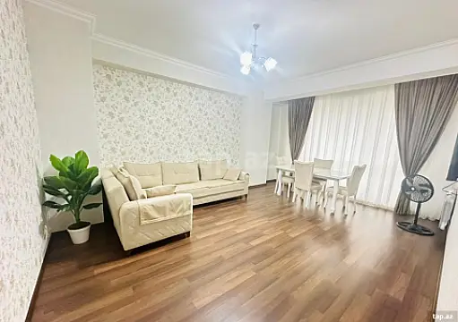 Kirayə verilir 2 otaqlı yeni tikili 70 m² — Bakı 2 otaq 70.00 m²