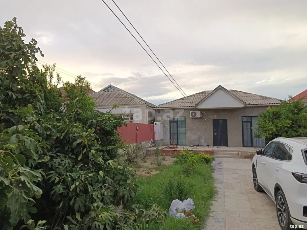 Satılır 3 otaqlı həyət evi 90 m²