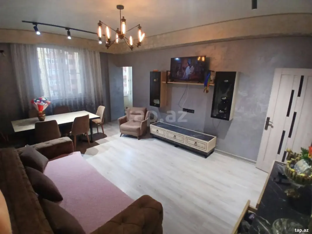 Satılır 2 otaqlı yeni tikili 70 m²