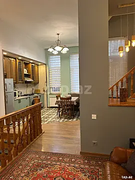 Kirayə verilir 3 otaqlı mənzil 140 m² — Bakı, Sahil qəs. 3 otaq 140.00 m²