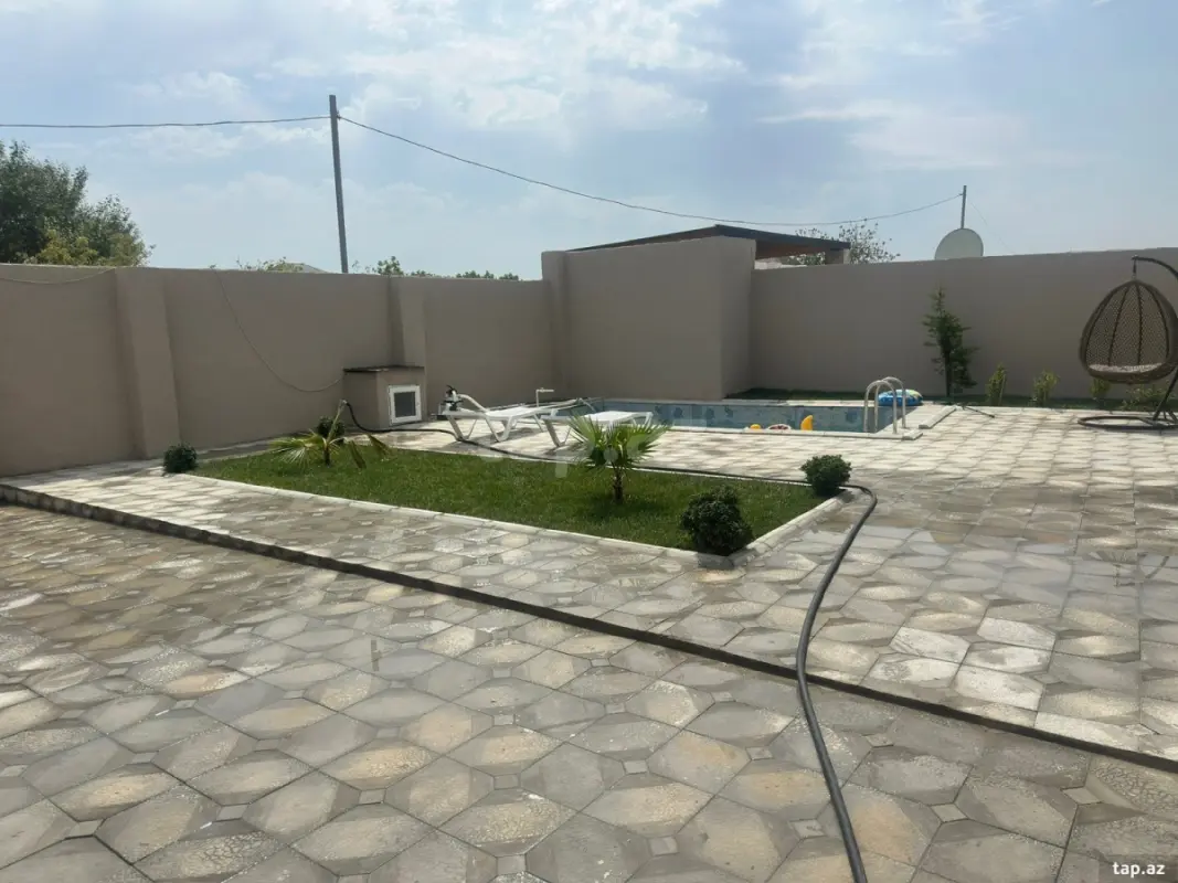 Kirayə verilir 3 otaqlı həyət evi 100 m²