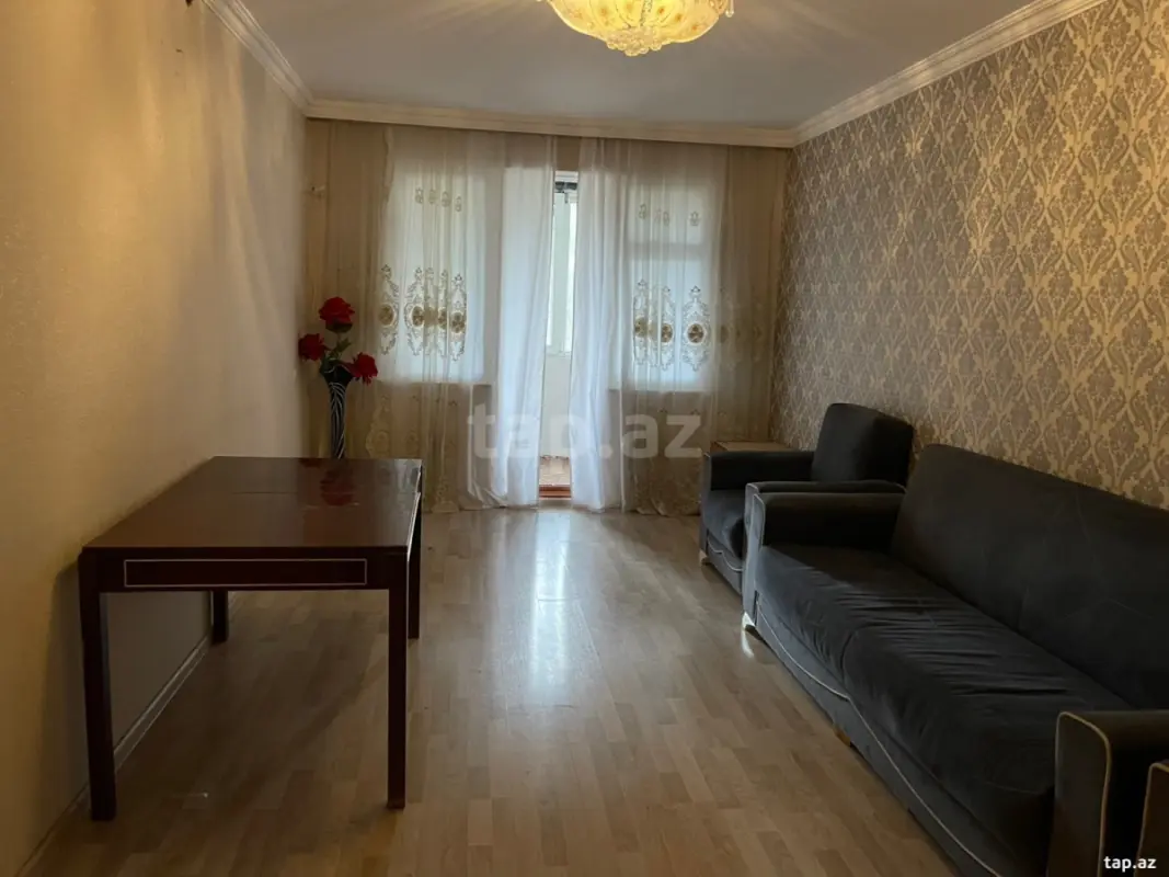 Kirayə verilir 2 otaqlı mənzil 85 m²
