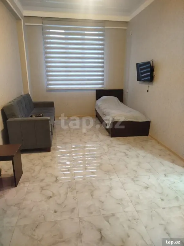 Kirayə verilir 1 otaqlı yeni tikili 42 m²