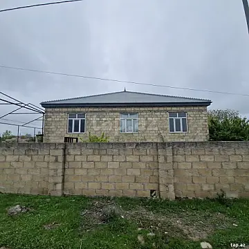 Satılır 5 otaqlı həyət evi 13 m² — Siyəzən 5 otaq 13.00 m²
