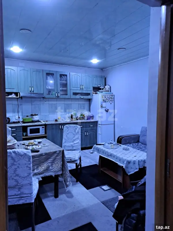 Satılır 3 otaqlı həyət evi 100 m²