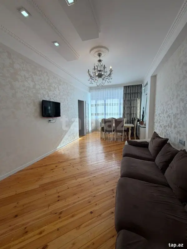Satılır 3 otaqlı yeni tikili 70 m²