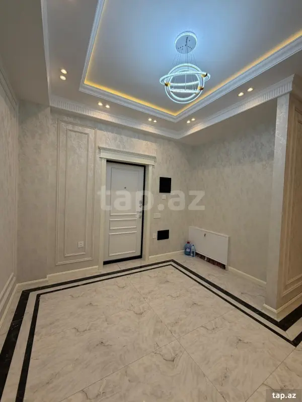 Satılır 5 otaqlı yeni tikili 180 m²