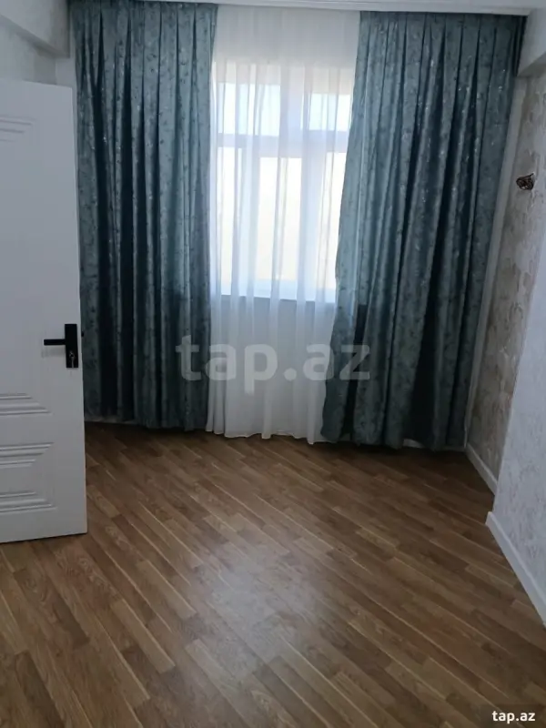 Satılır 3 otaqlı yeni tikili 70 m²