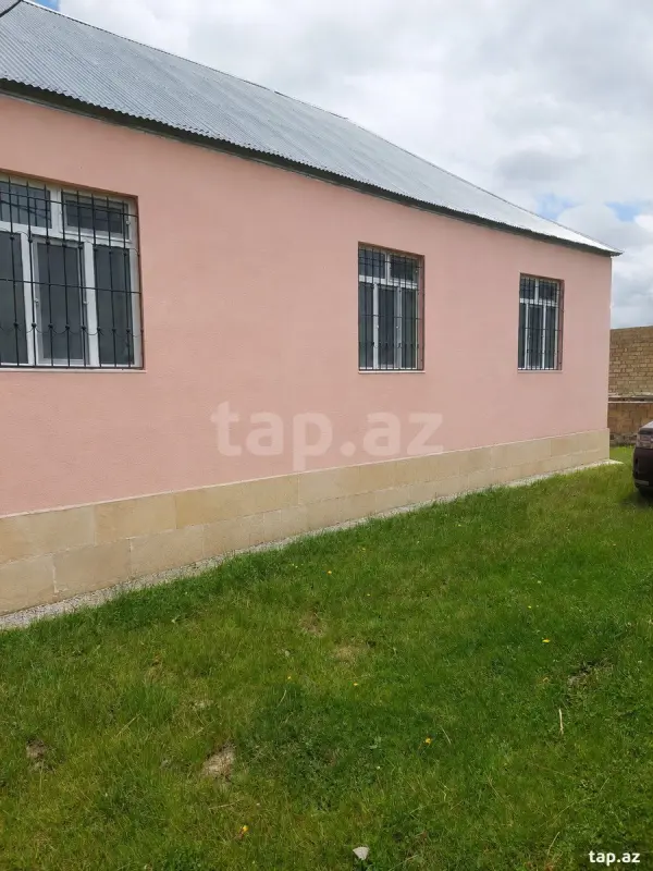 Satılır 4 otaqlı həyət evi 90 m²