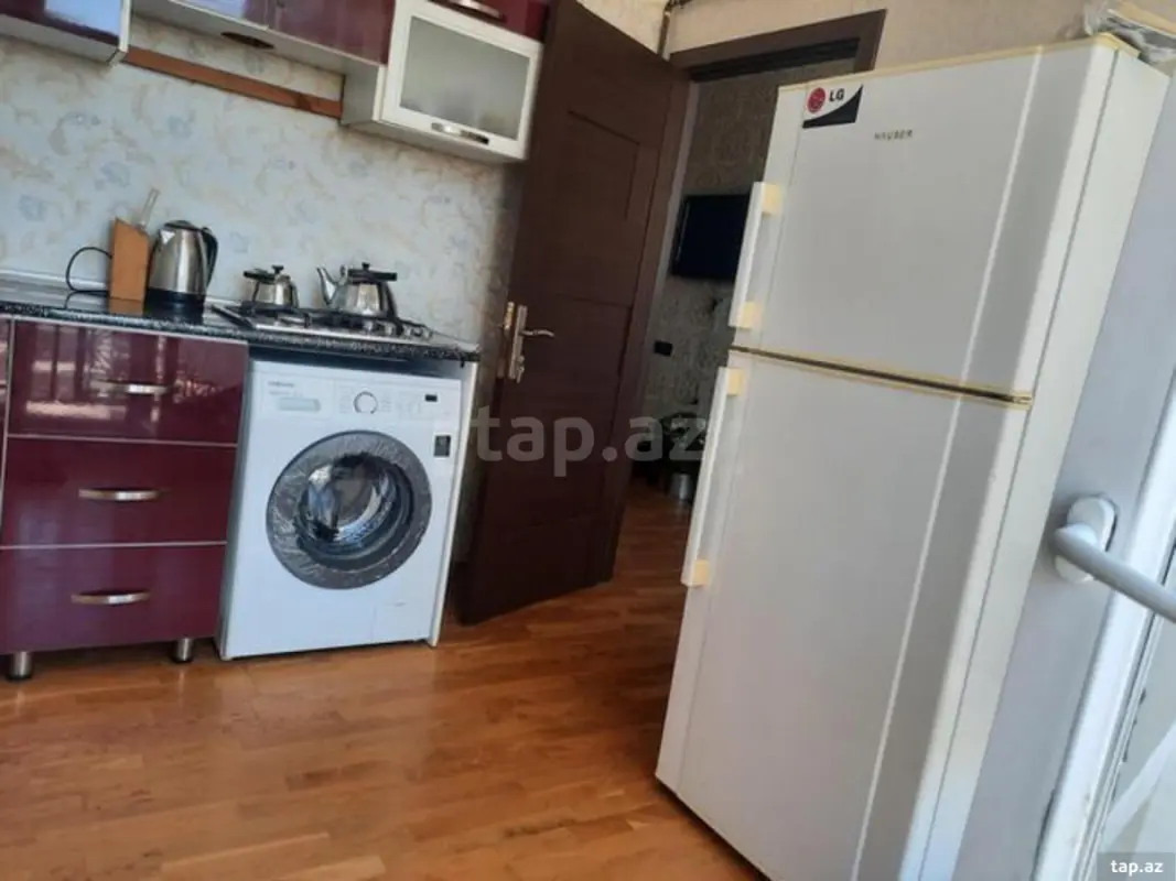 Kirayə verilir 2 otaqlı yeni tikili 68 m²