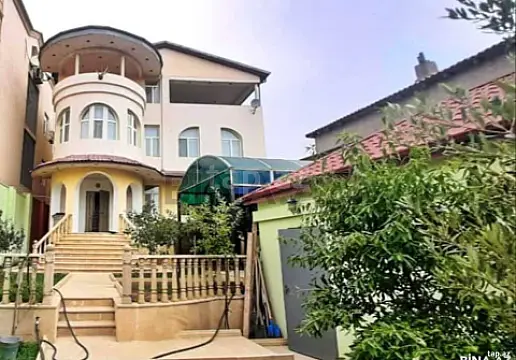 Kirayə verilir 6 otaqlı həyət evi 400 m² — Bakı, Badamdar 6 otaq 400.00 m²