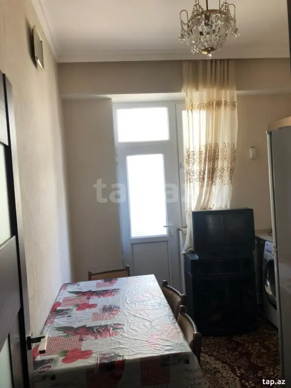 Kirayə verilir 1 otaqlı yeni tikili 42 m²