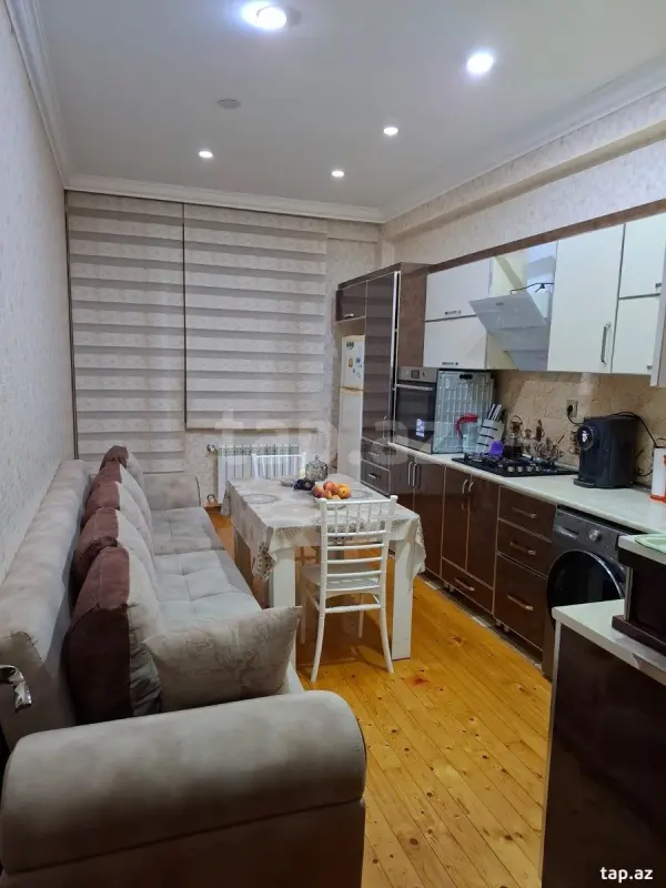 Kirayə verilir 2 otaqlı yeni tikili 85 m²