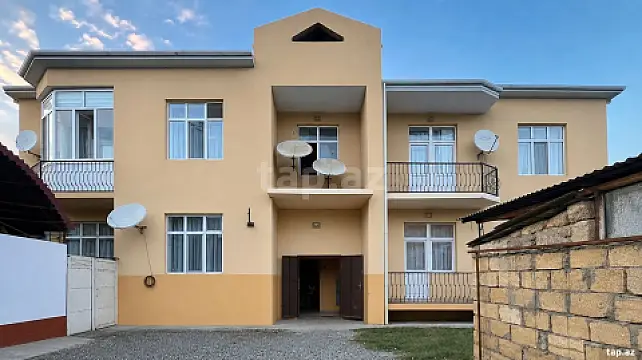 Satılır 4 otaqlı yeni tikili 95 m² — Xaçmaz 4 otaq 95.00 m²