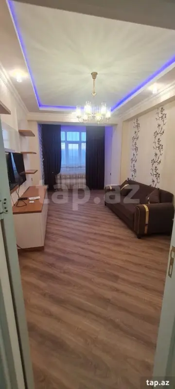 Kirayə verilir 2 otaqlı yeni tikili 65 m²