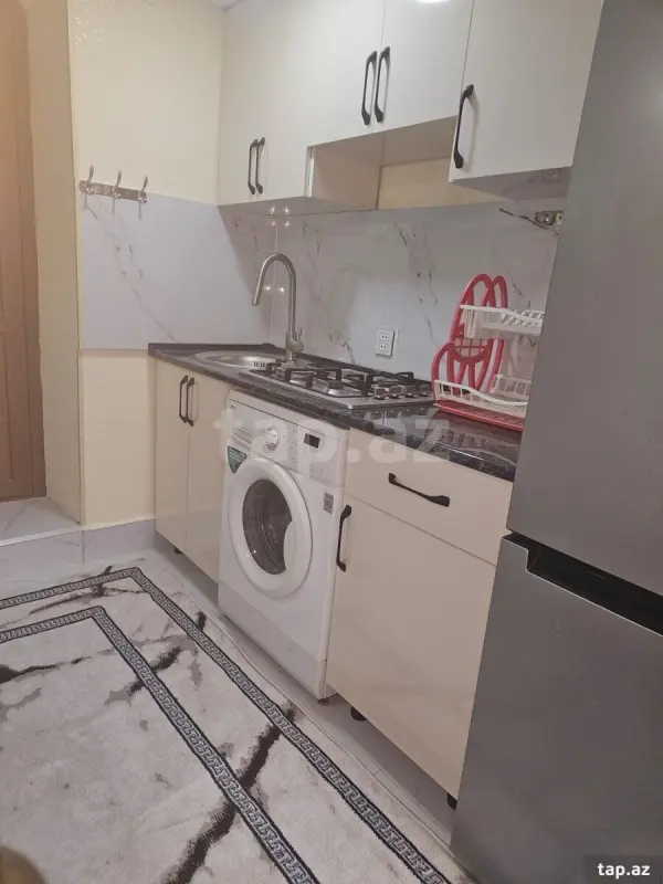 Kirayə verilir 2 otaqlı həyət evi 60 m²
