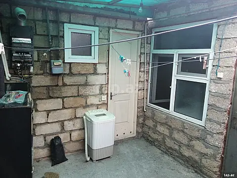 Satılır 1 otaqlı həyət evi 50 m² — Bakı, Bakıxanov 1 otaq 50.00 m²