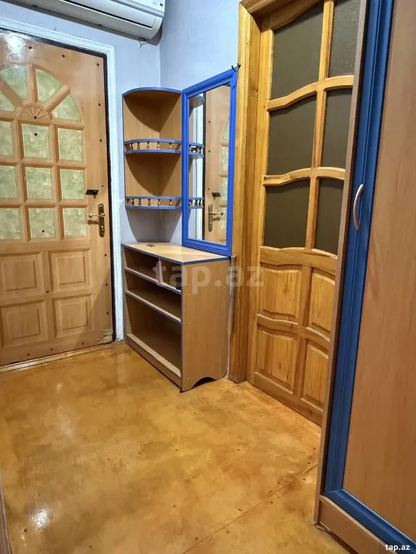 Kirayə verilir 2 otaqlı mənzil 80 m²