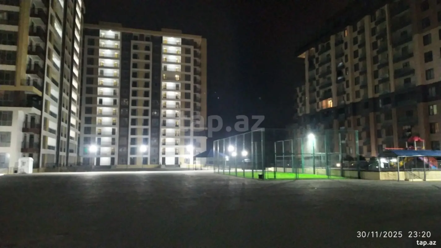 Kirayə verilir 2 otaqlı yeni tikili 77 m²