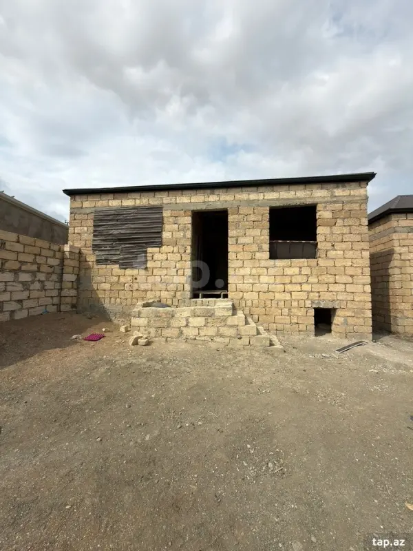 Satılır 3 otaqlı həyət evi 85 m²