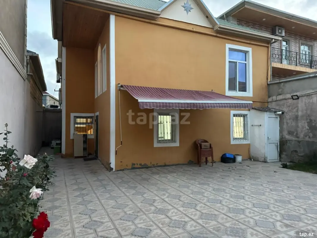 Kirayə verilir 7 otaqlı həyət evi 150 m²