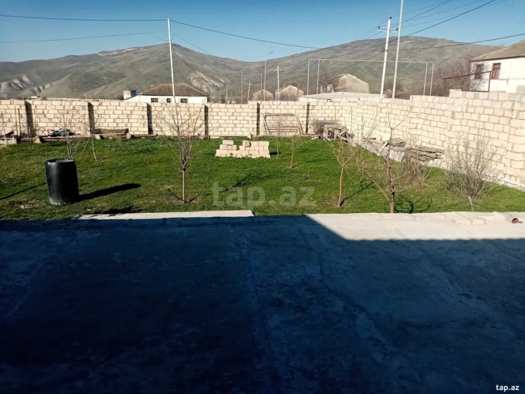 Satılır 2 otaqlı həyət evi 45 m²
