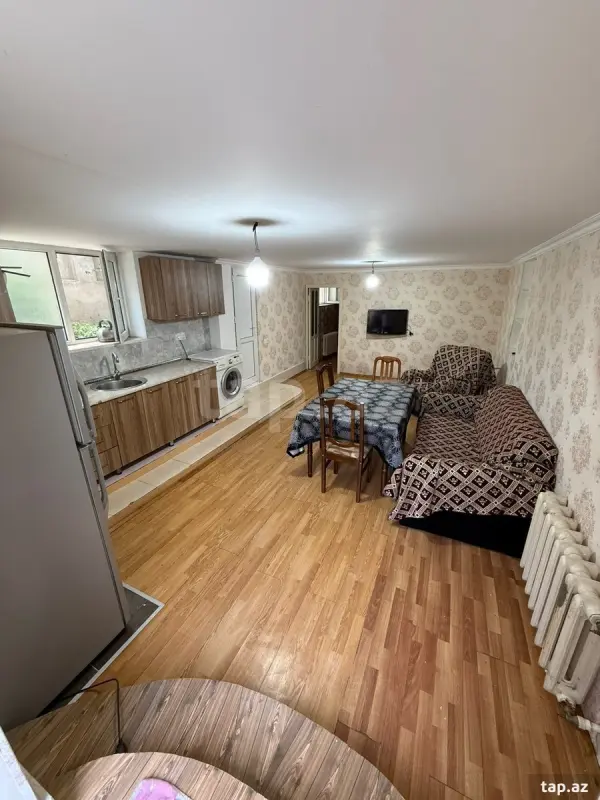 Kirayə verilir 2 otaqlı həyət evi 50 m²
