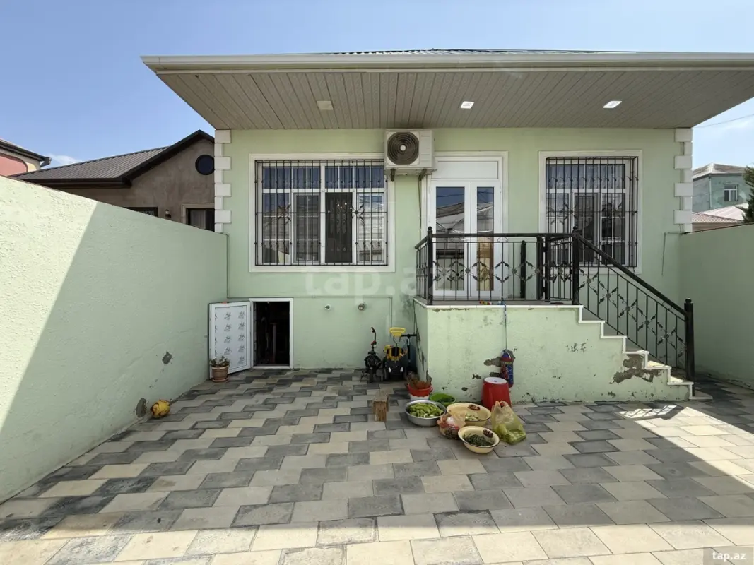 Satılır 4 otaqlı həyət evi 150 m²