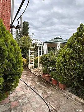 Satılır 5 otaqlı həyət evi 130 m² — Bakı 5 otaq 130.00 m²