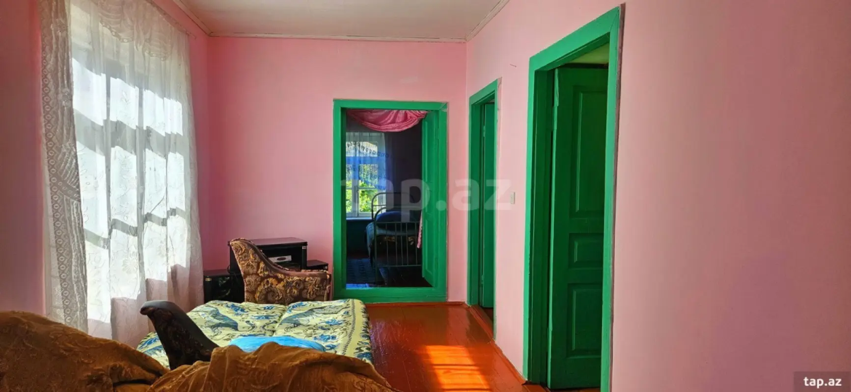 Satılır 8 otaqlı həyət evi 118 m²