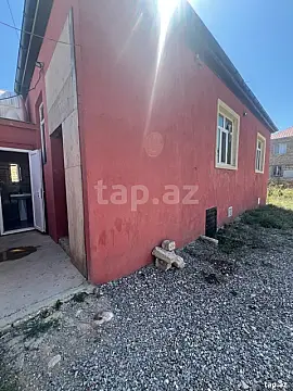 Satılır 2 otaqlı həyət evi 60 m² — Bakı 2 otaq 60.00 m²