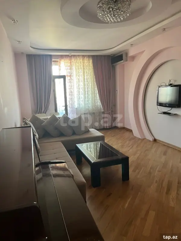 Kirayə verilir 2 otaqlı yeni tikili 90 m²